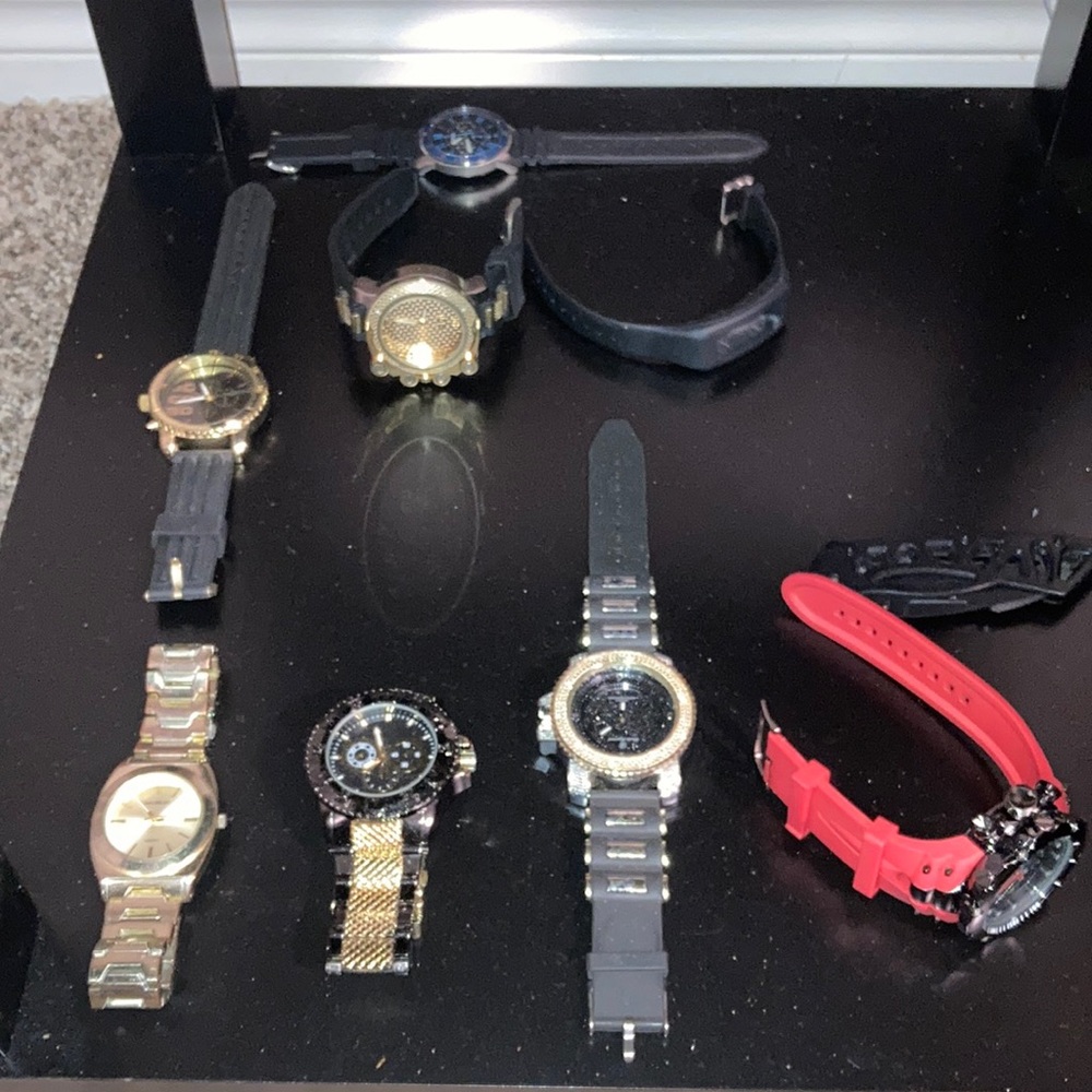 Clothes/Shoes/Jewelry/Games/Phones/